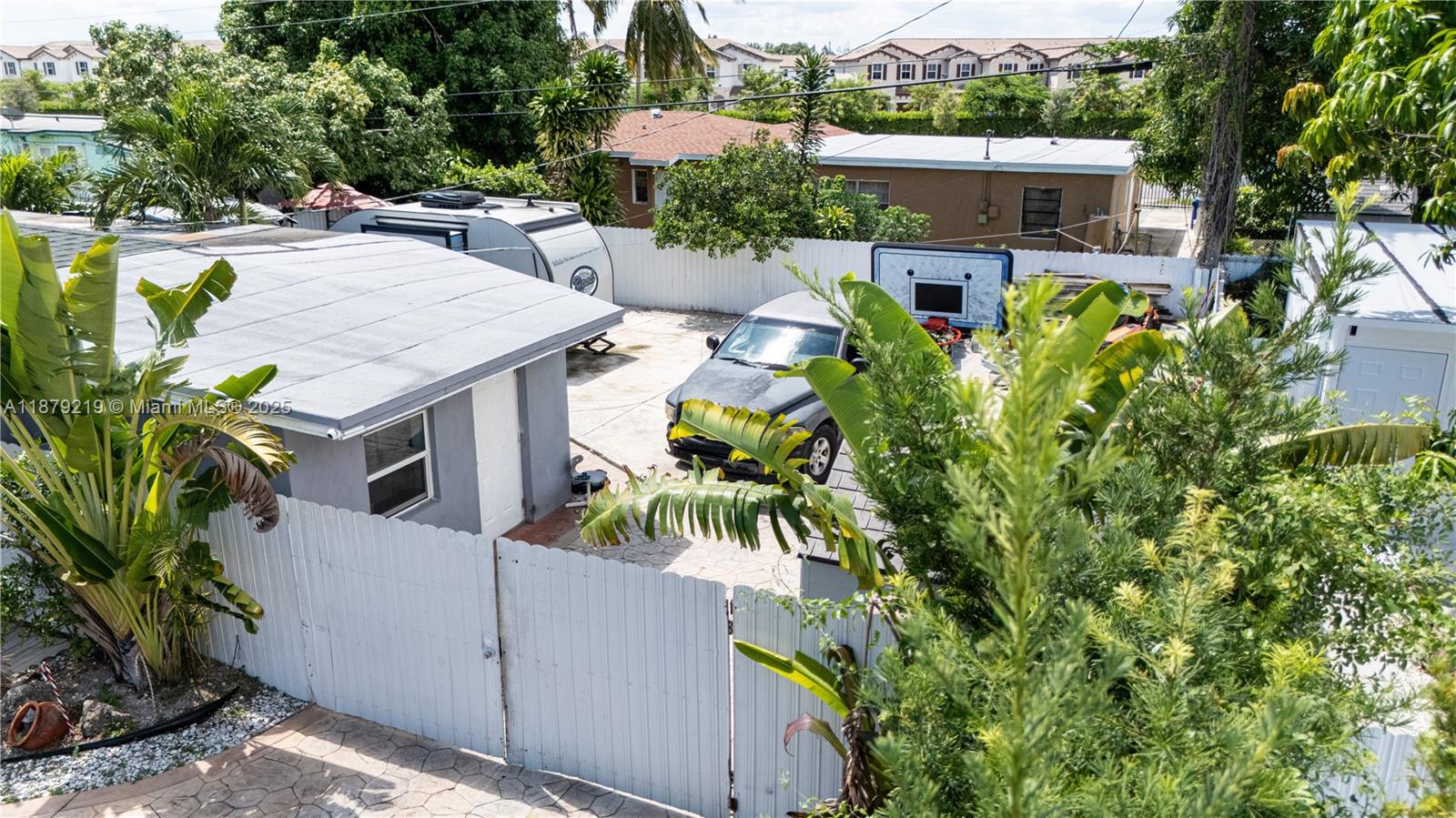 GOLF ESTATES - Residential