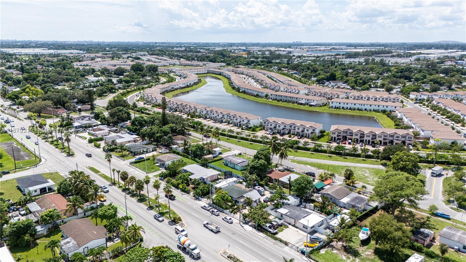 GOLF ESTATES - Residential