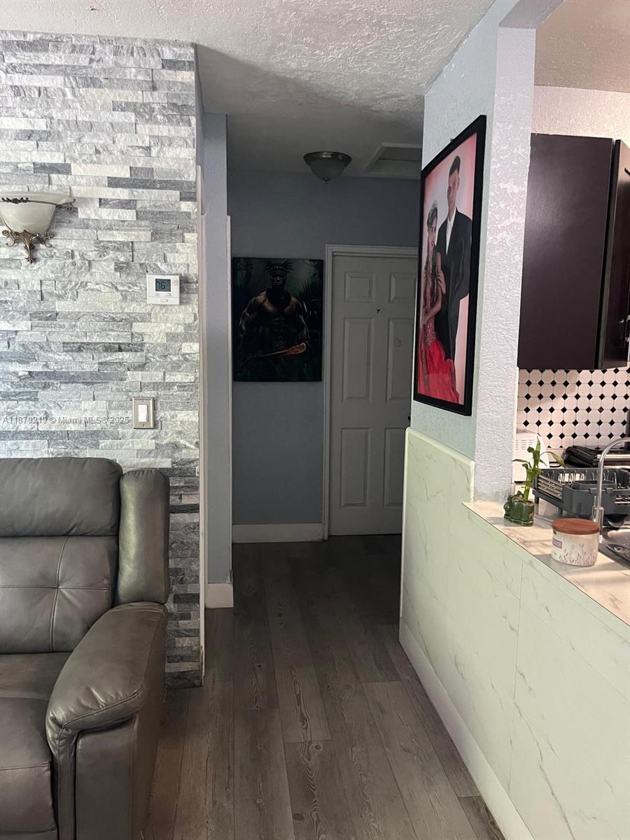 GOLF ESTATES - Residential