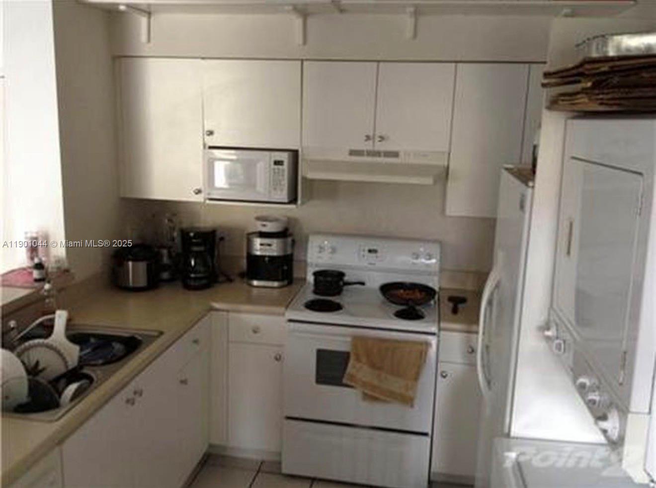 BLUE LAGOON CONDO - Residential Lease