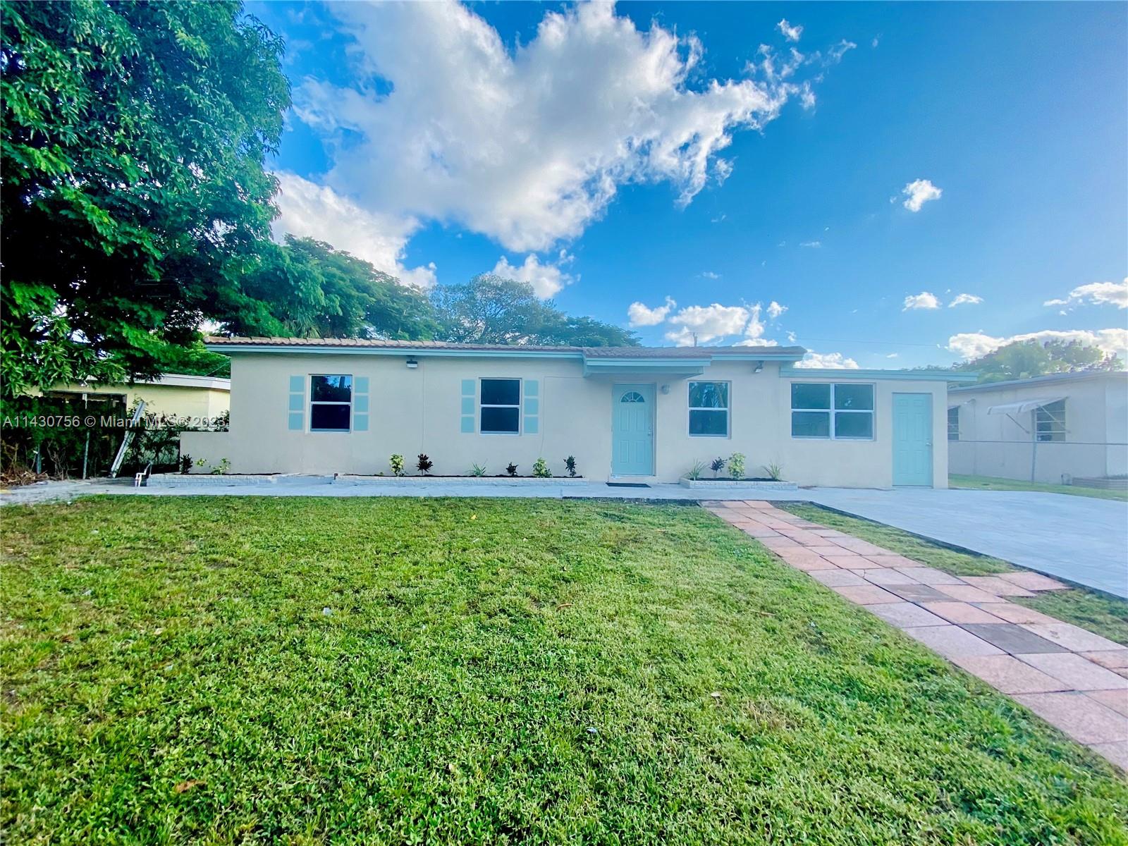 Photo 1 of 1524 Nw 15th St, Fort Lauderdale, Florida, $535,000, Web #: 11430756