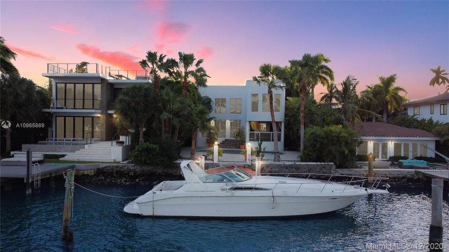 Welcome to the prestigious Palm Island Waterfront Paradise! This beautiful home was designed and built by the owner himself in 2002 to fit his every need imaginable. The home was customized and features a Chef's Kitchen, 20 foot ceilings, oversized grandeur impact windows showcasing the water views. 50 Ft Water Frontage for the yacht, Over Sized Pool, Outdoor covered deck, 4 Bedrooms 4.5 Bathrooms, Over 4,100 Sqft Living Space, Open Loft Theater Space, 1 Car Garage, 7,000 Sqft Lot able to park 4 Cars, Privately Gated, Extravagant Lighting System indoor and outdoor. Easy access to Miami Downtown nightlife and South Beach clubs, restaurants and everyday beach life!