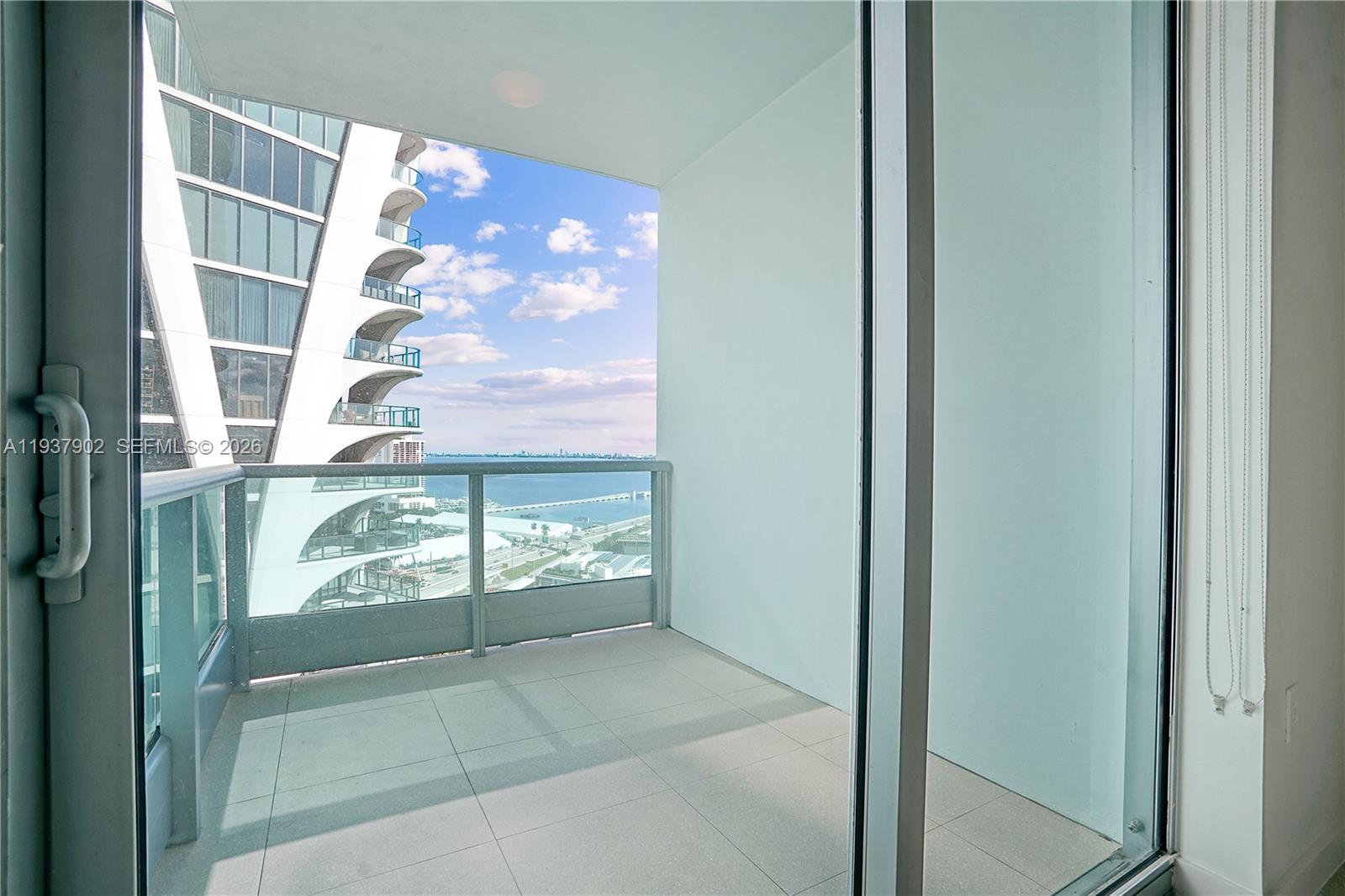 900 BISCAYNE BAY CONDO - Residential