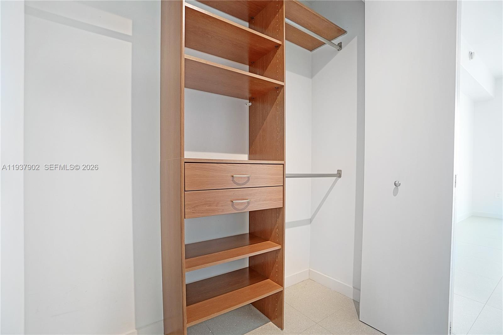 900 BISCAYNE BAY CONDO - Residential