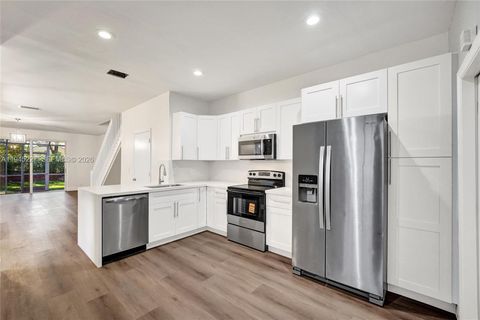 1978 Madeira Dr 1978 Weston FL 33327