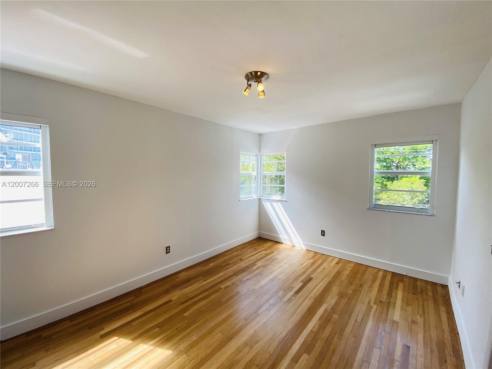 BAY DRIVE CONDO - Residential