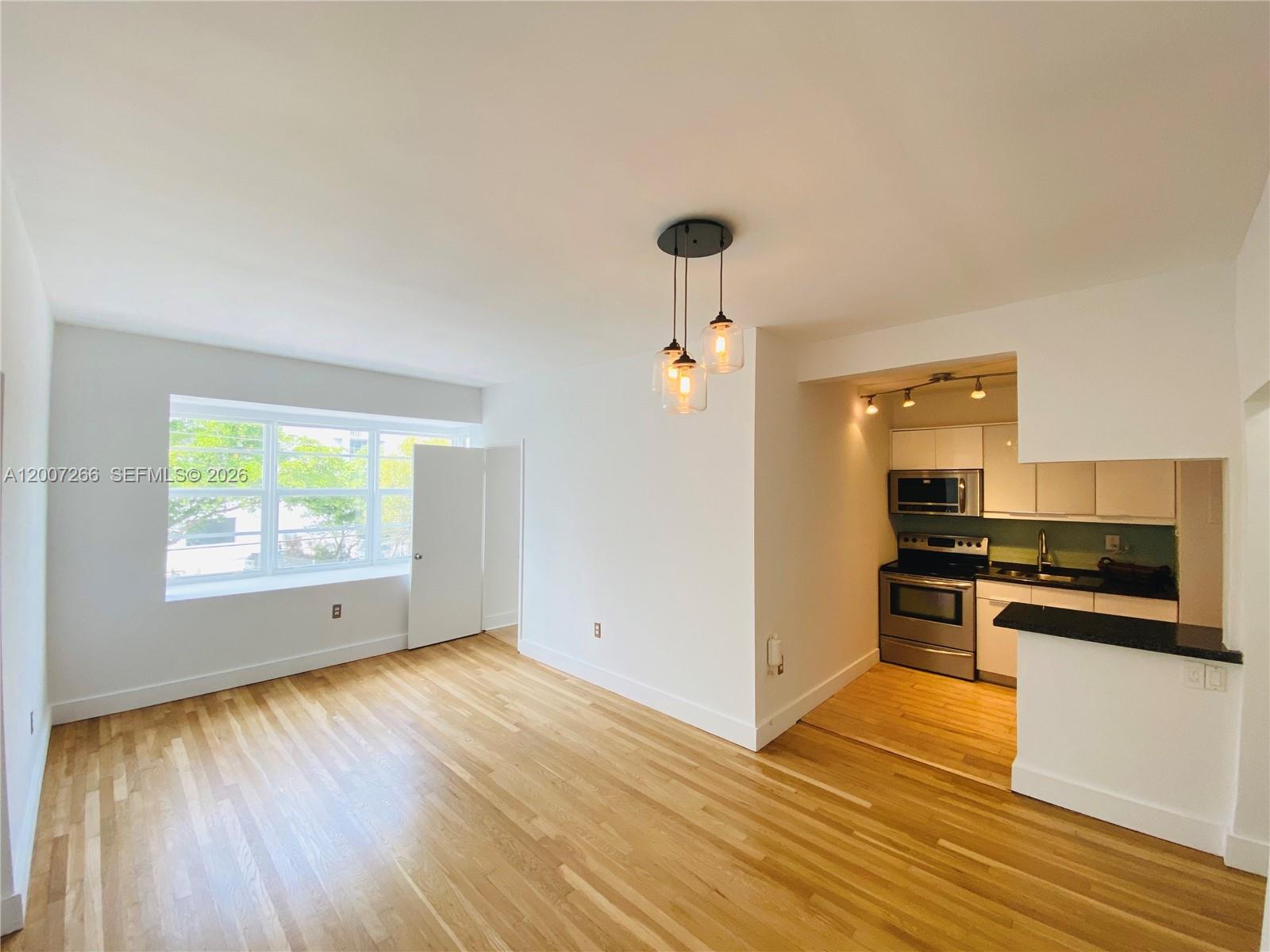 BAY DRIVE CONDO - Residential