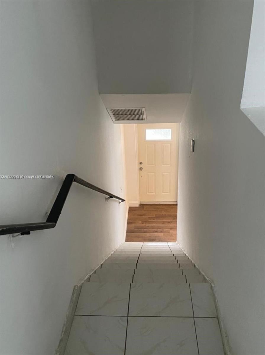 307 NW 84th St 307