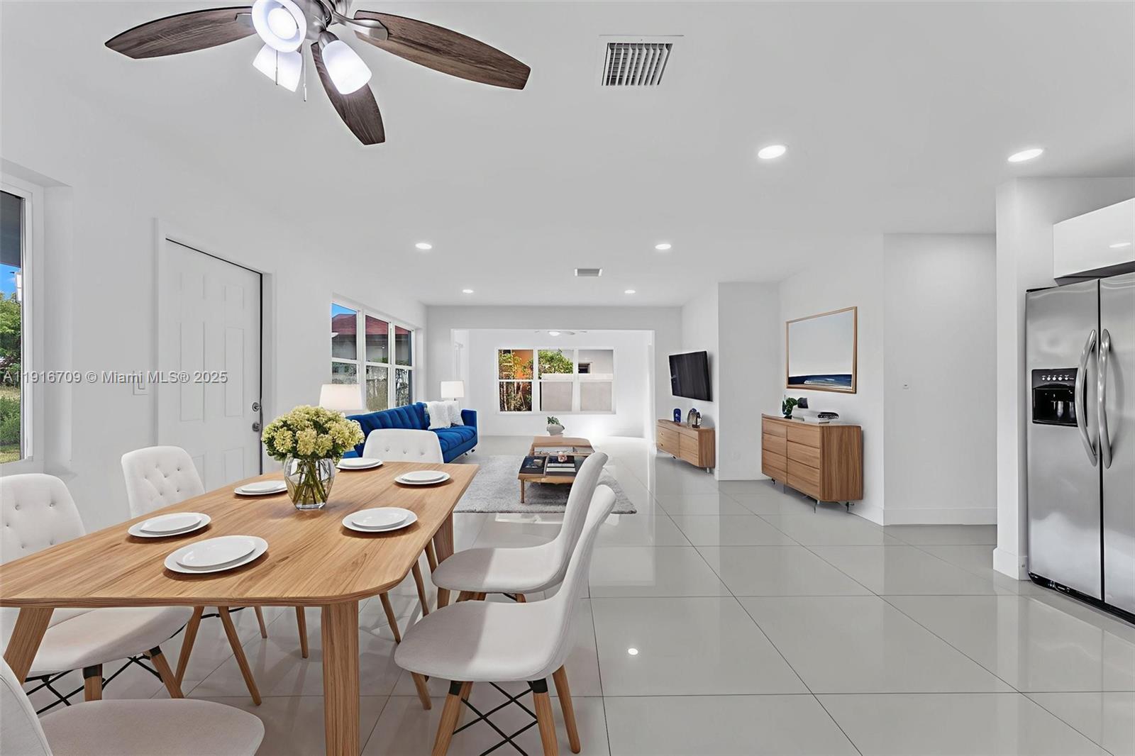 JENADA VILLAS - Residential Lease