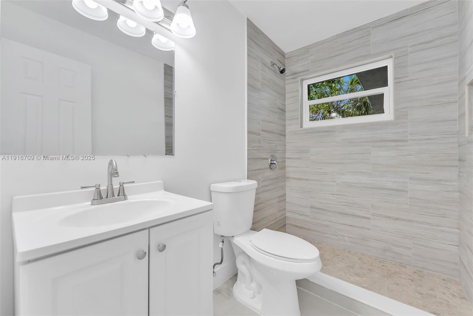 JENADA VILLAS - Residential Lease