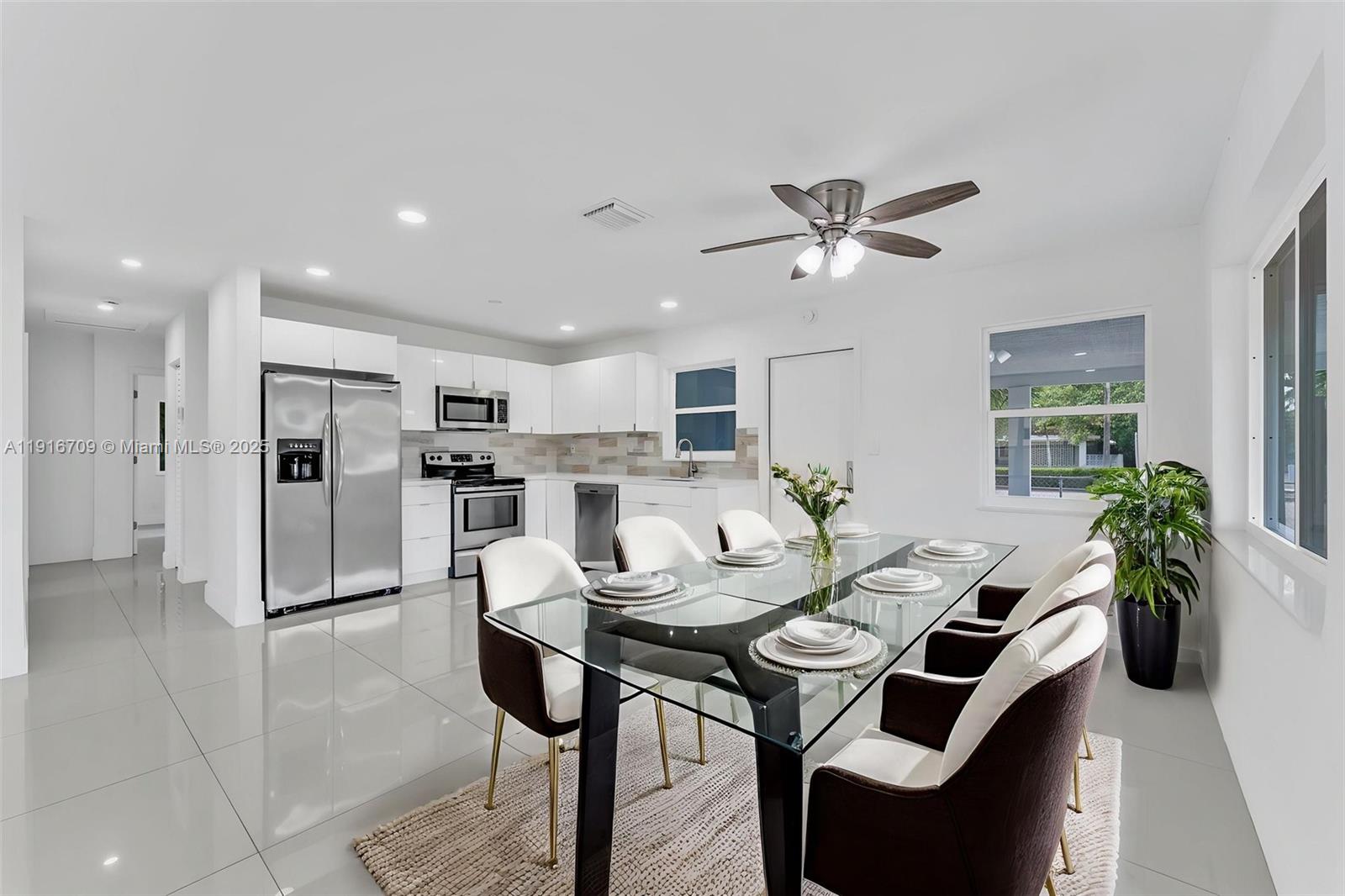 JENADA VILLAS - Residential Lease