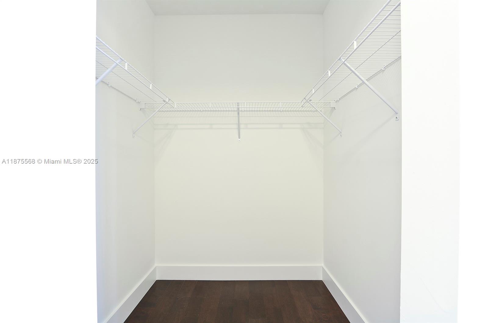 DORAL COMMONS RESIDENTIAL - Residential Lease