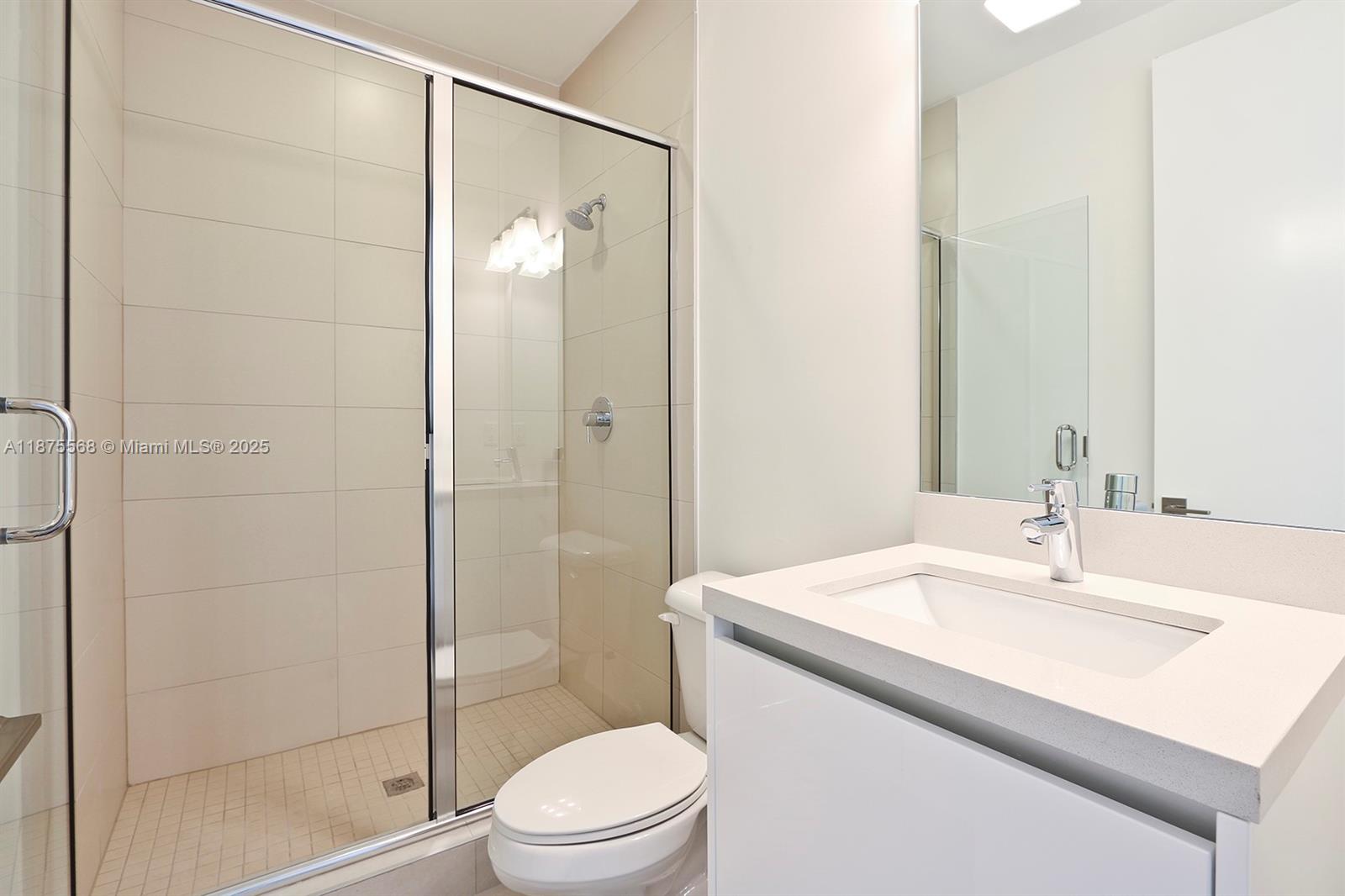 DORAL COMMONS RESIDENTIAL - Residential Lease