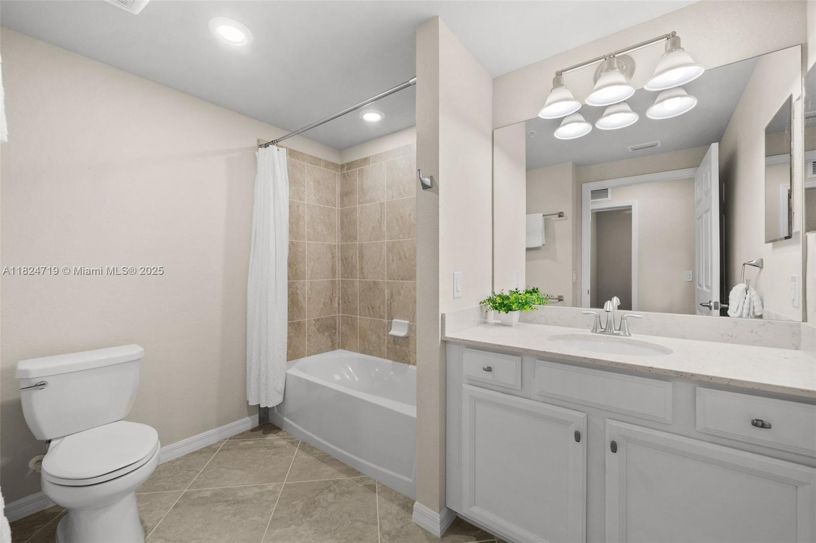 BONITA NATIONAL GOLF AND C - Residential