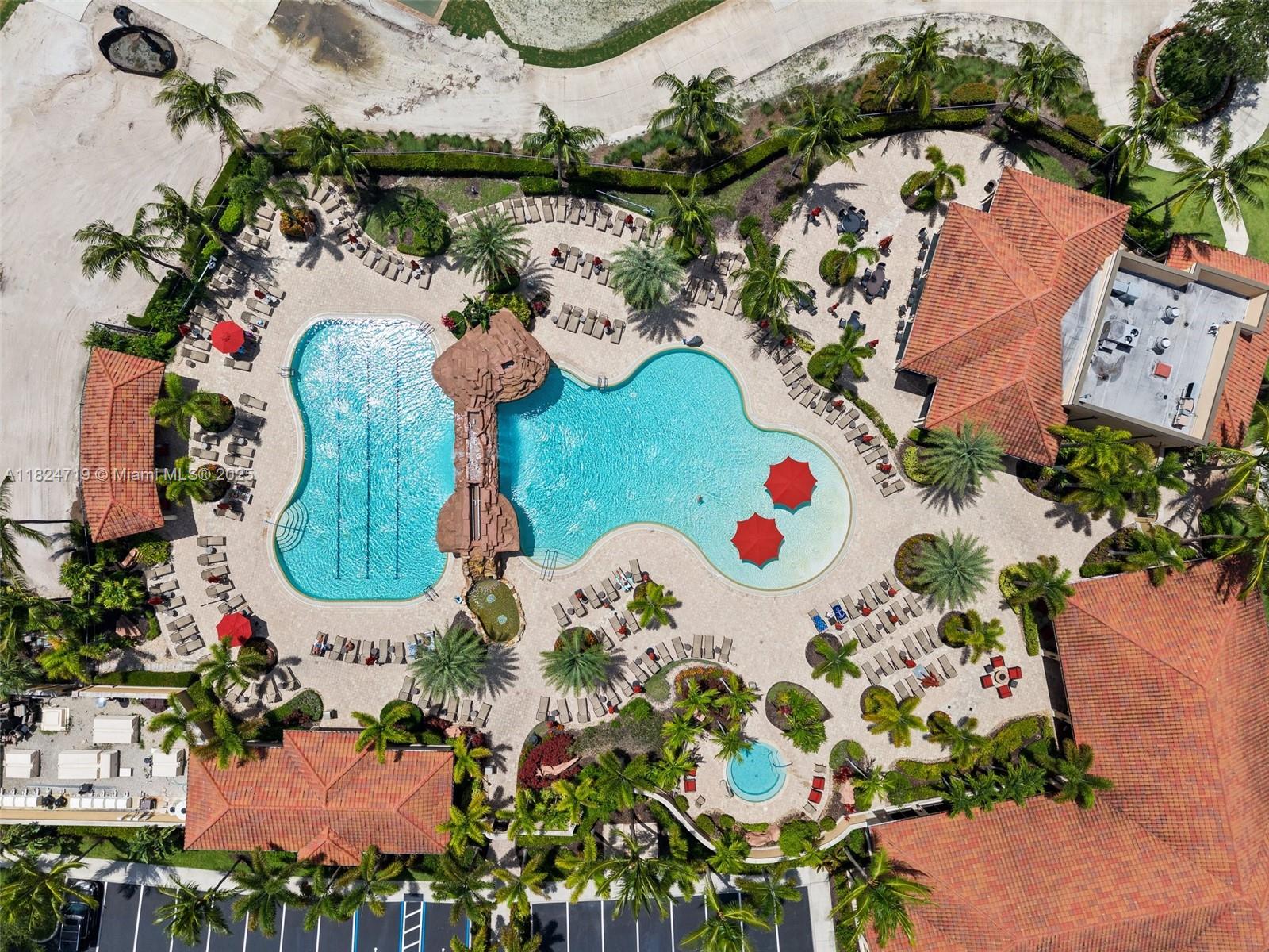 BONITA NATIONAL GOLF AND C - Residential