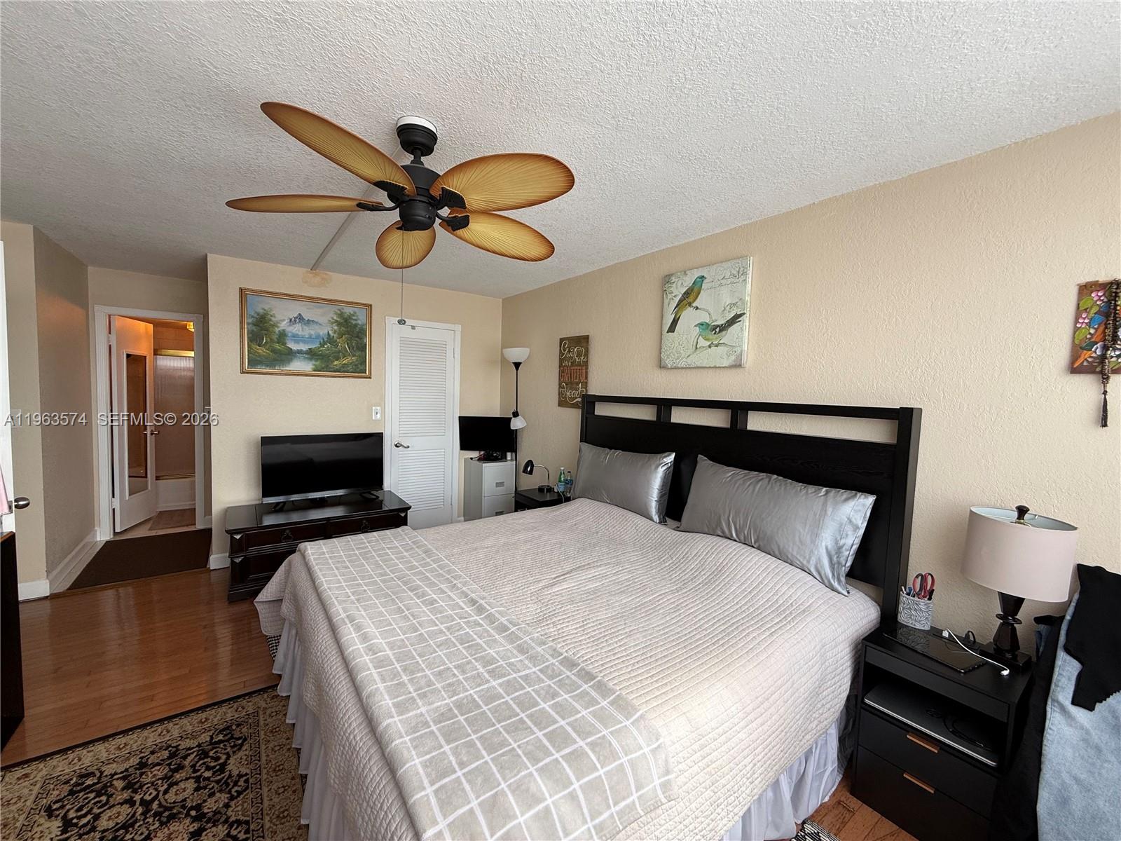 CLIFTON CONDO - Residential