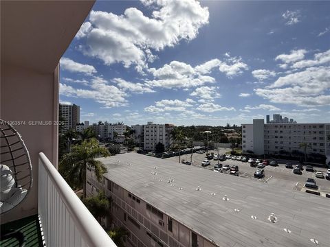 3161 S Ocean Dr 608 Hallandale Beach FL 33009