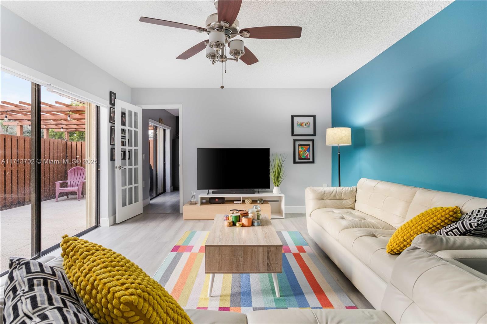 PINE ISLAND RIDGE SECTION - Residential