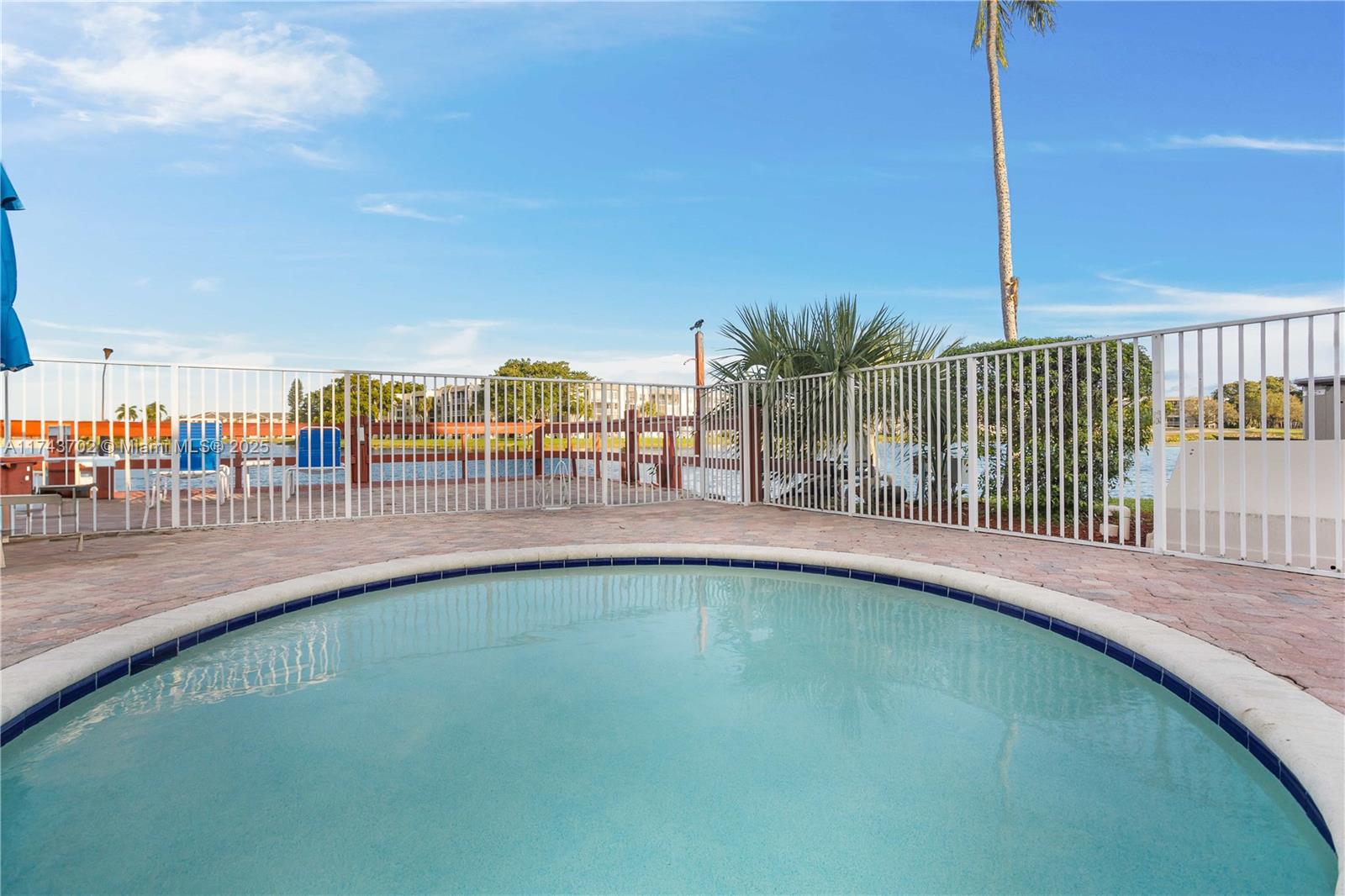PINE ISLAND RIDGE SECTION - Residential