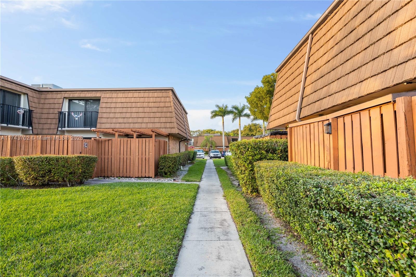PINE ISLAND RIDGE SECTION - Residential