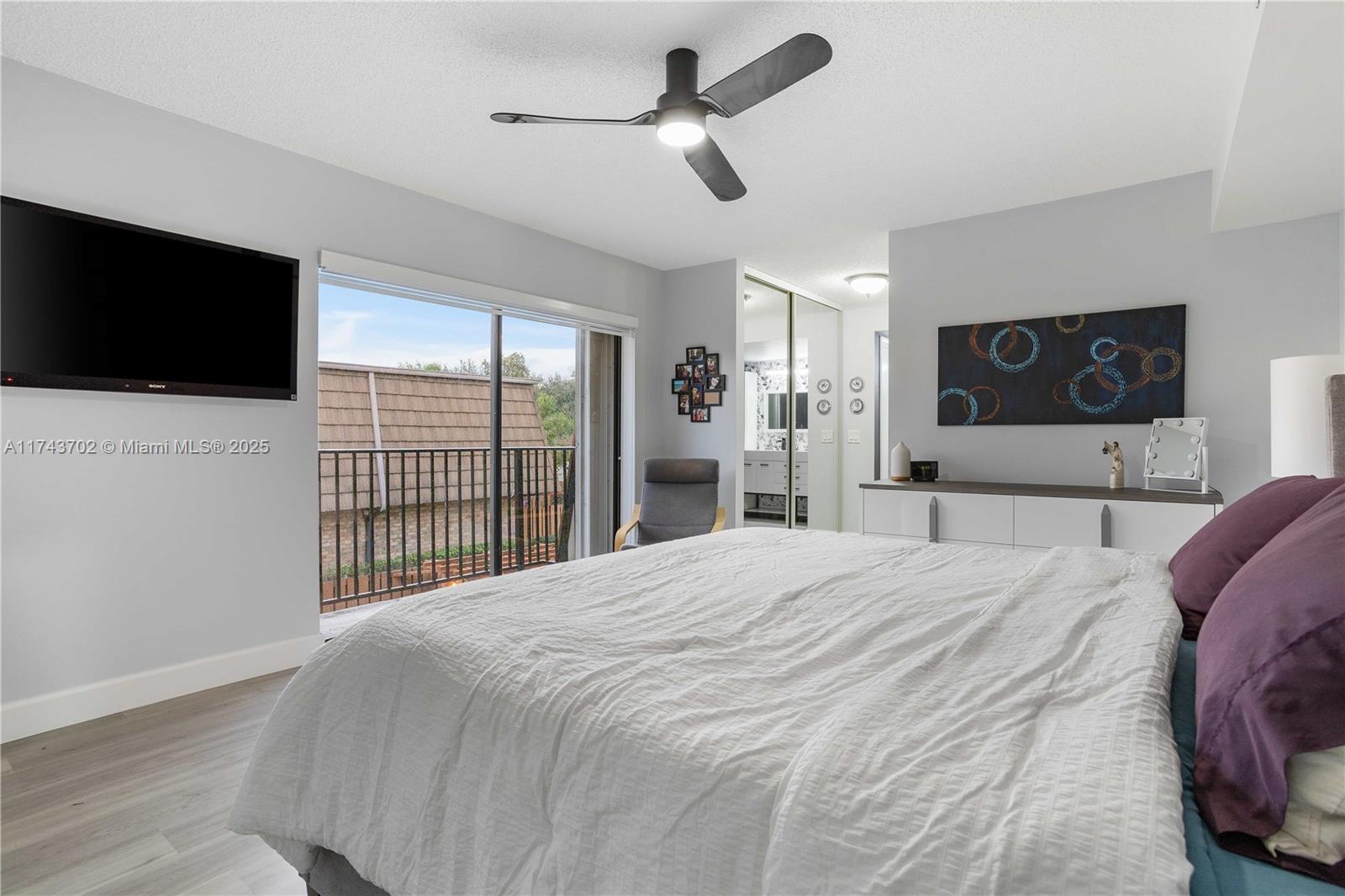 PINE ISLAND RIDGE SECTION - Residential