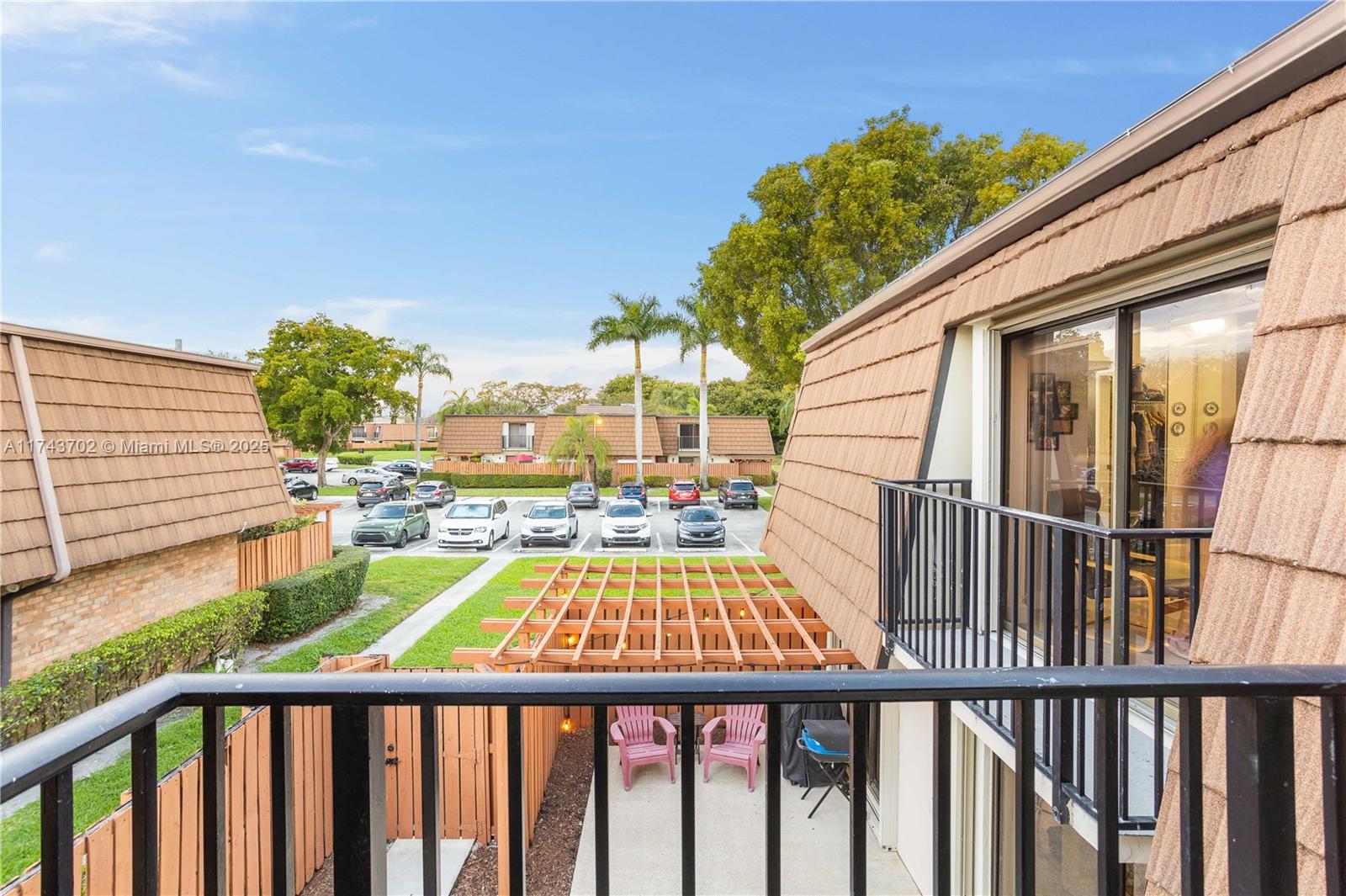 PINE ISLAND RIDGE SECTION - Residential