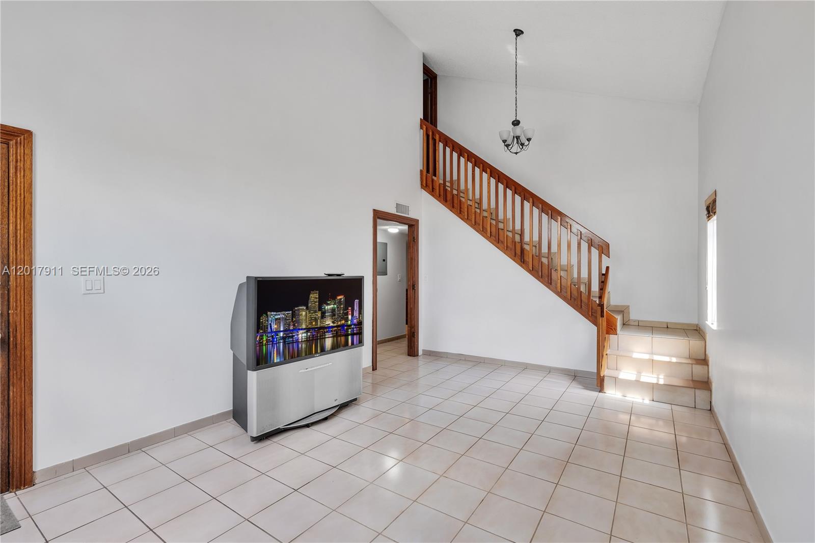 7811 SW 9th Ter
