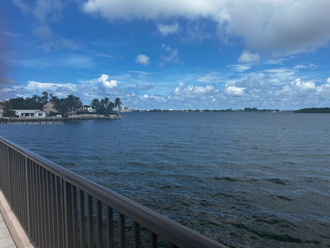 CRICKET CLUB CONDO - Residential