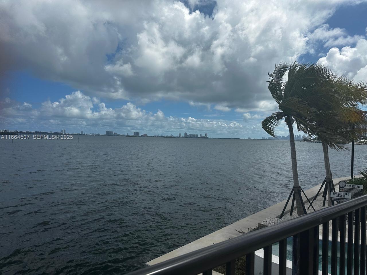 CRICKET CLUB CONDO - Residential