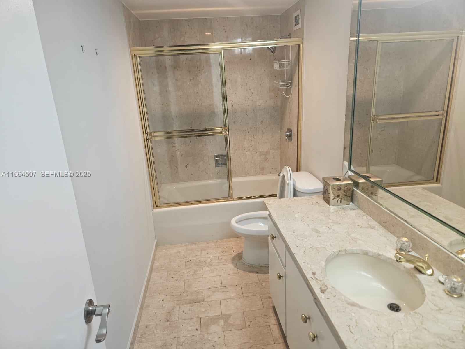 CRICKET CLUB CONDO - Residential