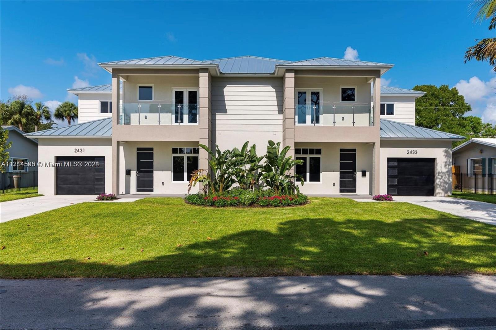 HILLSBORO ISLES - Residential