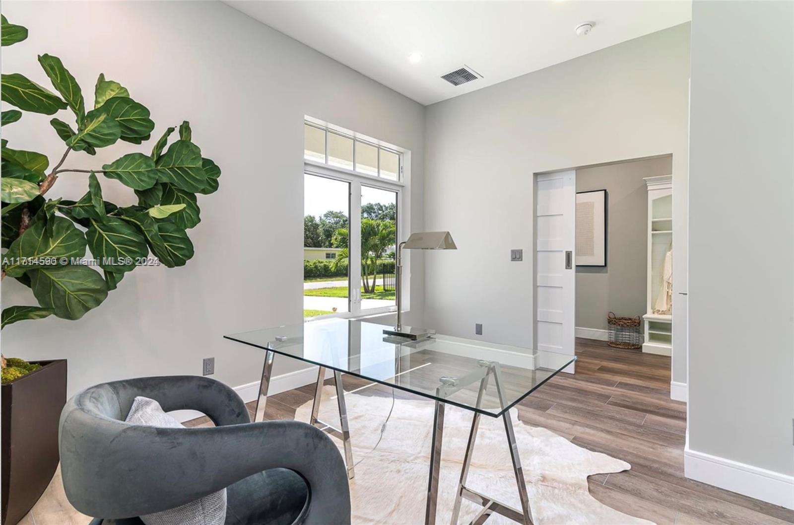 HILLSBORO ISLES - Residential