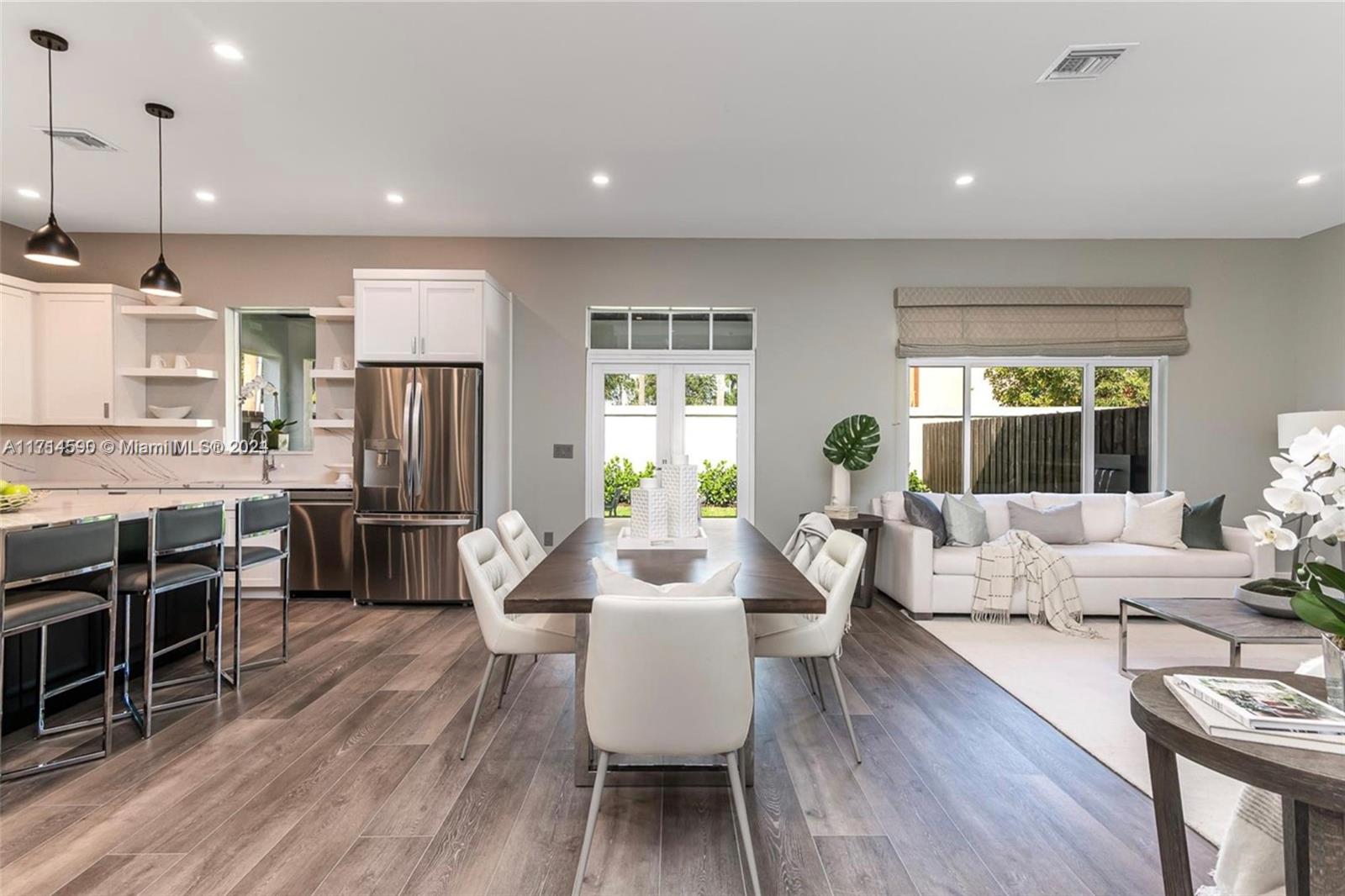 HILLSBORO ISLES - Residential