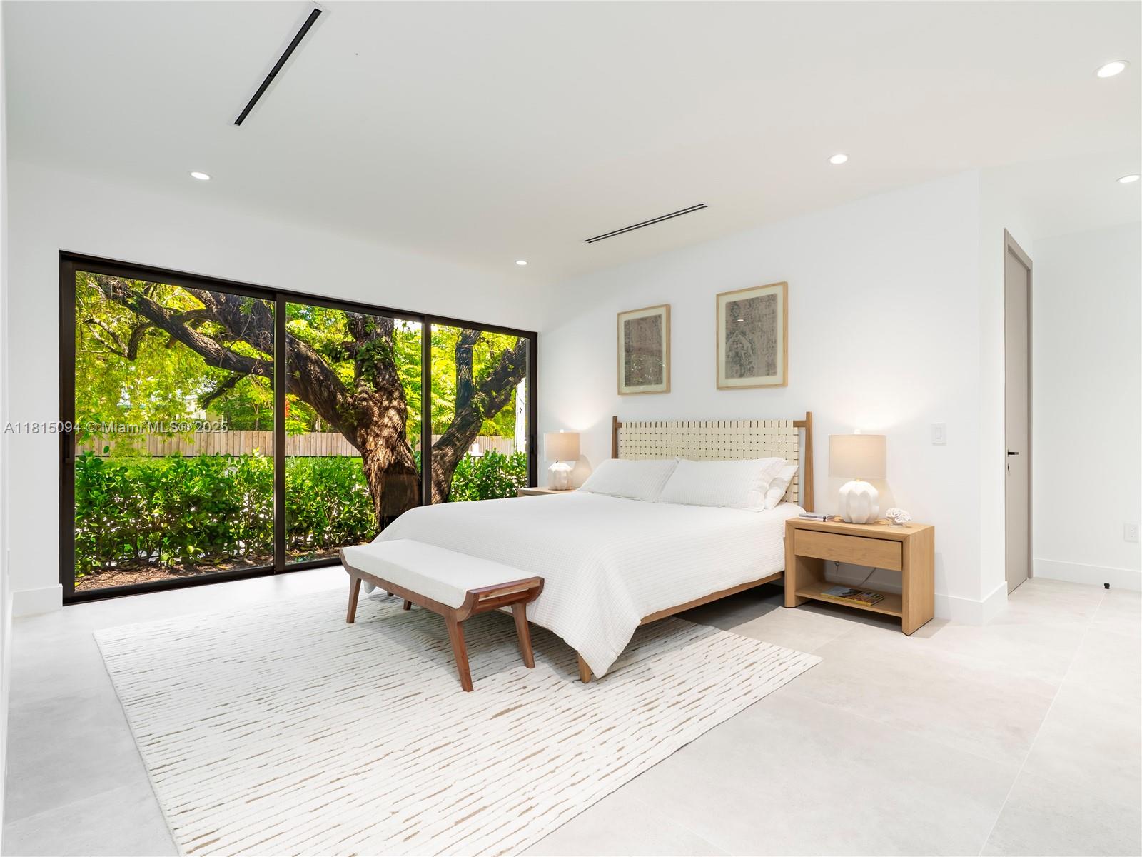 SILVER BLUFF ESTATES SEC - Residential