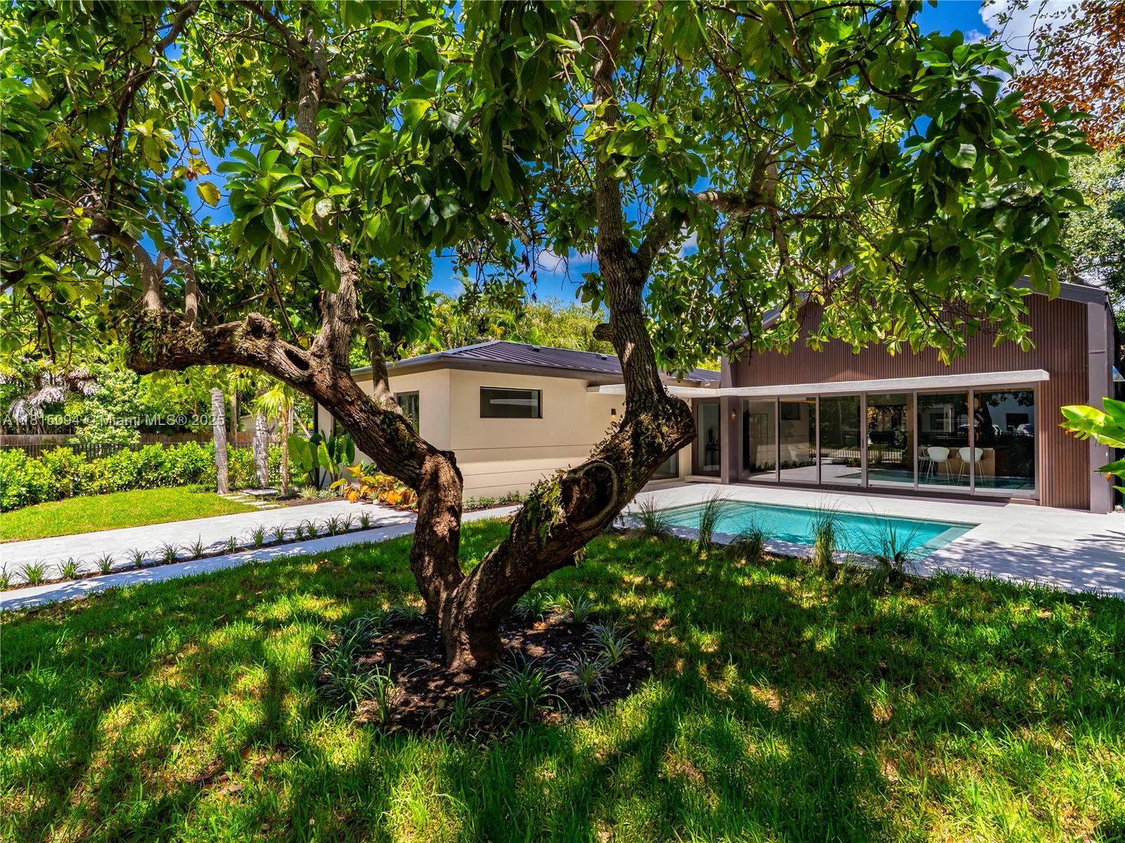 SILVER BLUFF ESTATES SEC - Residential