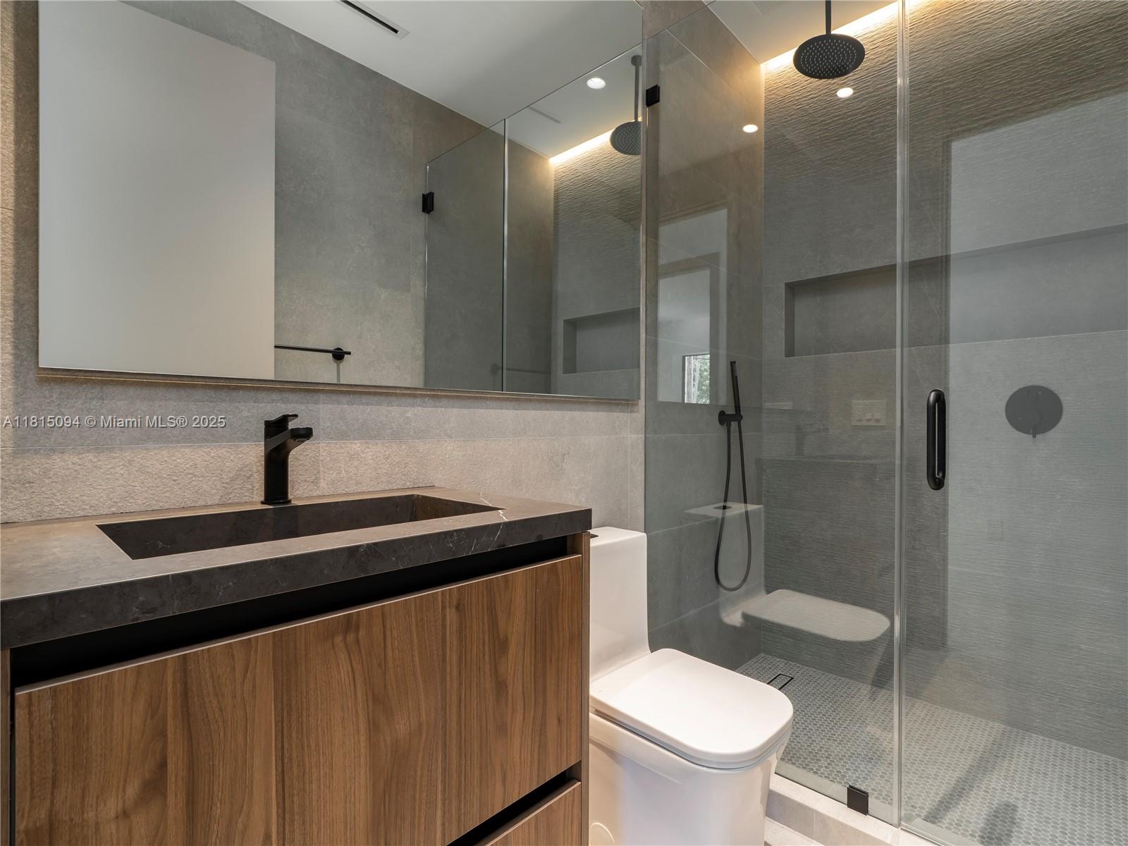 SILVER BLUFF ESTATES SEC - Residential