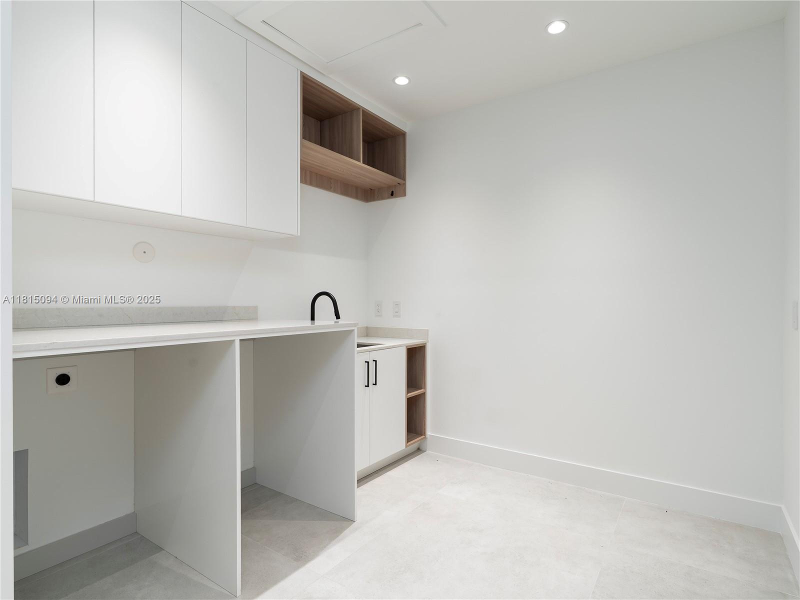 SILVER BLUFF ESTATES SEC - Residential