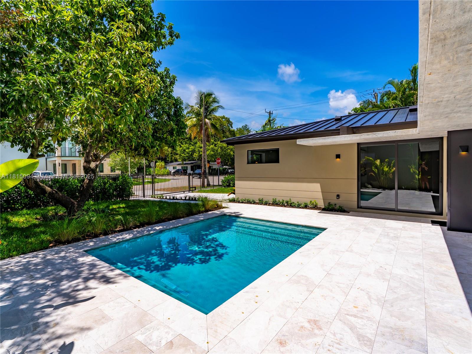 SILVER BLUFF ESTATES SEC - Residential