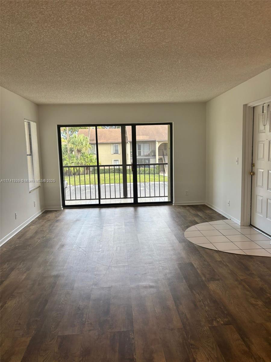 PINE RIDGE NORTH VILLAGE - Residential