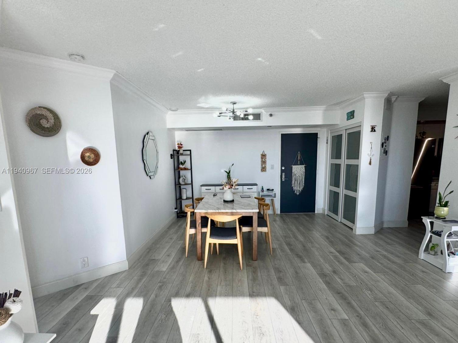 3530 Mystic Pointe Dr 2403