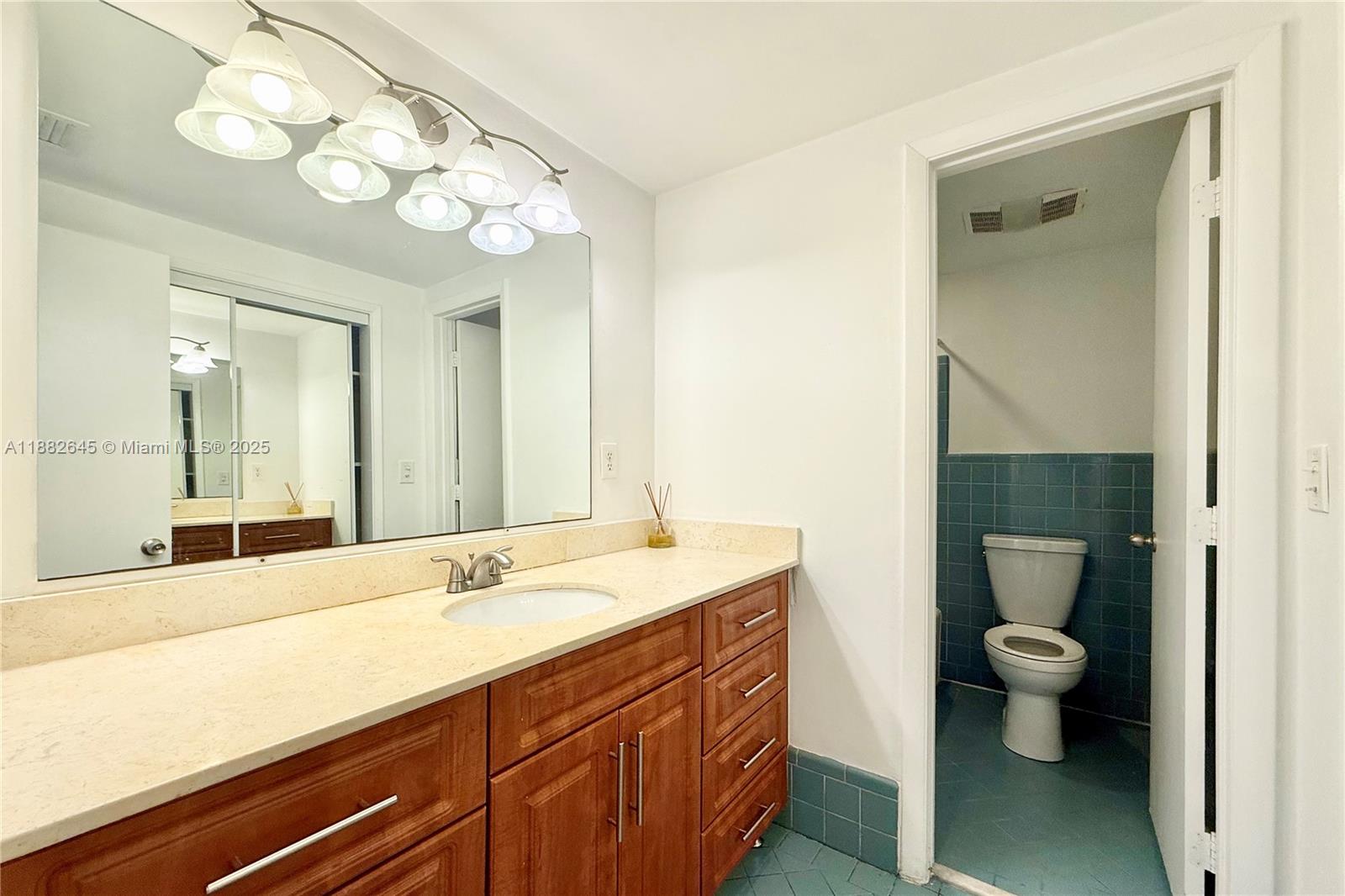 BAY HARBOR ISLAND - Residential Lease