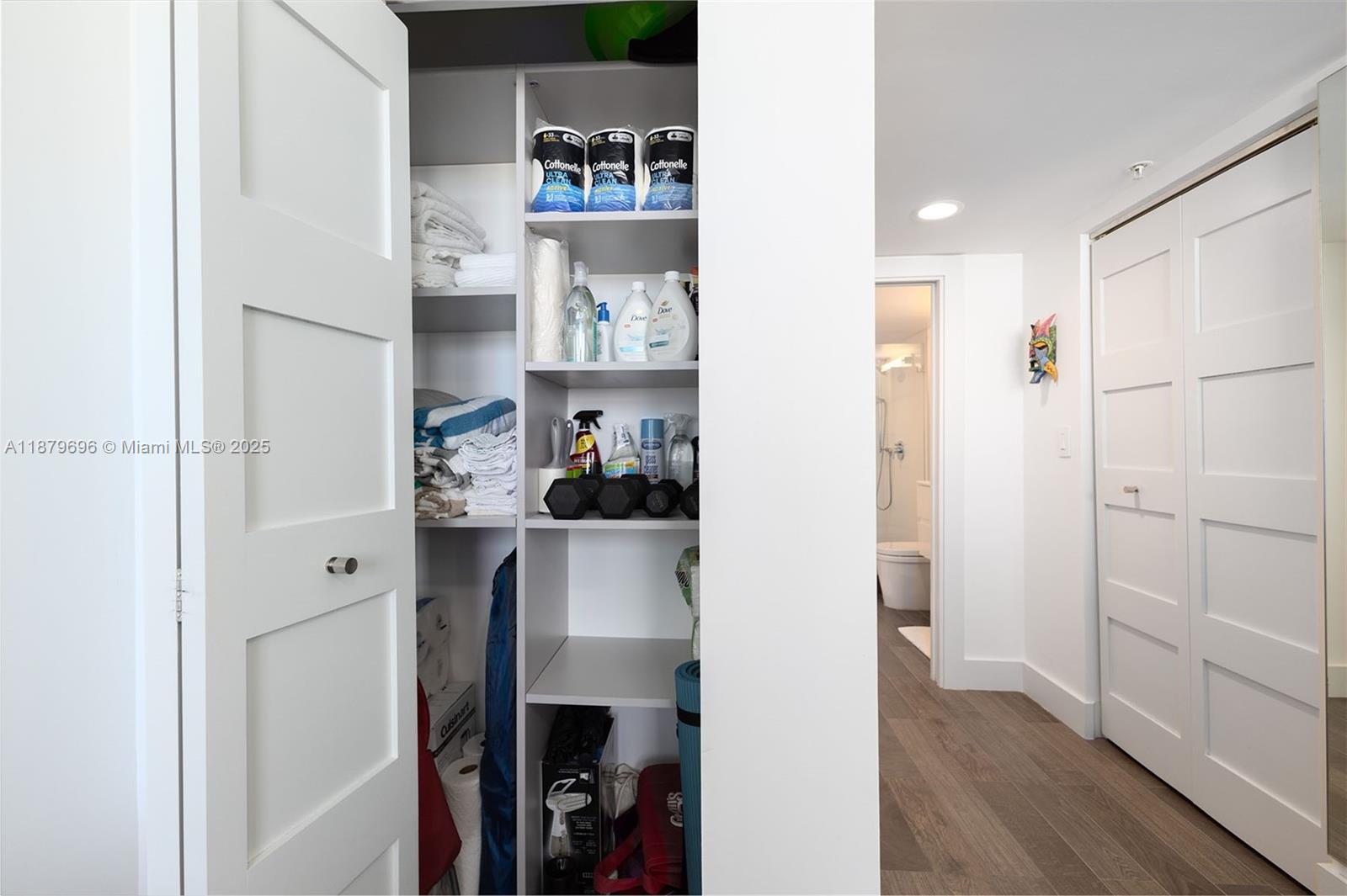 YACHT CLUB AT PORTOFINO C - Residential