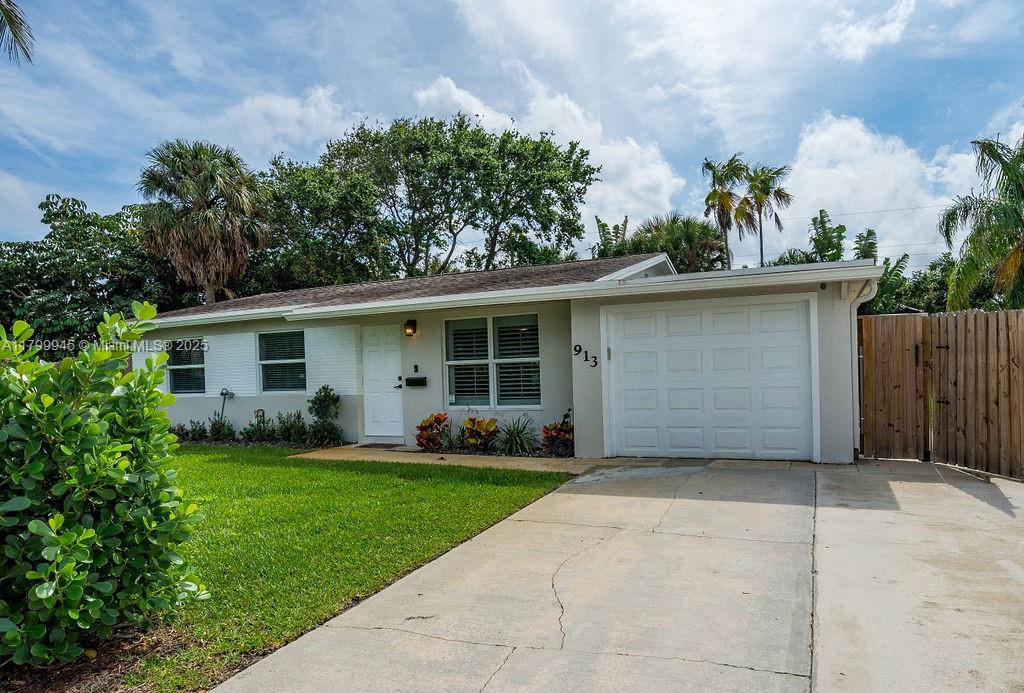NORTH PALM BEACH VILLAGE - Residential Lease