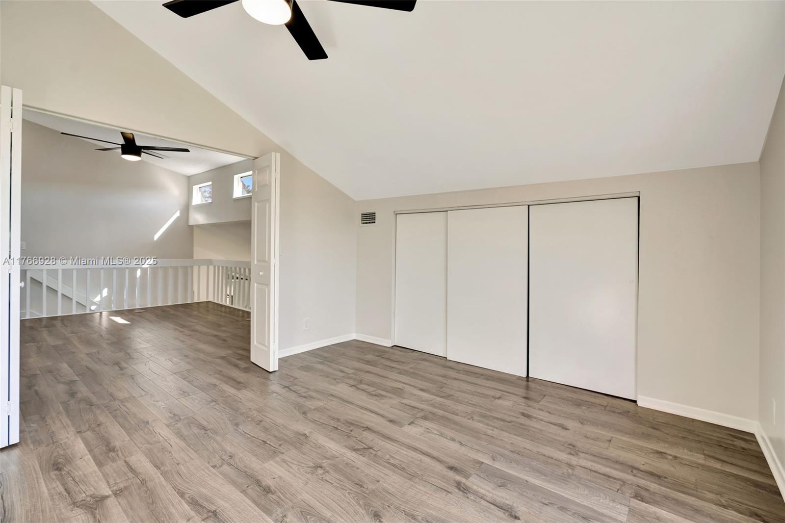 MAPLECREST - Residential