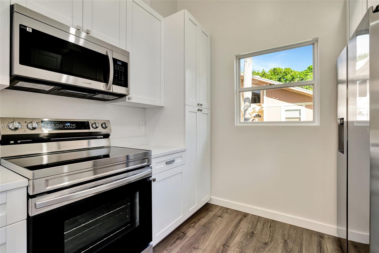 MAPLECREST - Residential