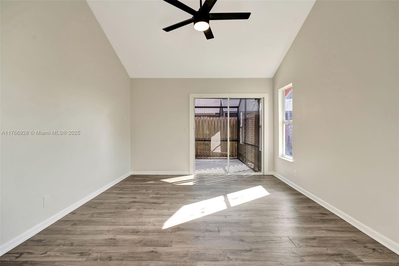 MAPLECREST - Residential