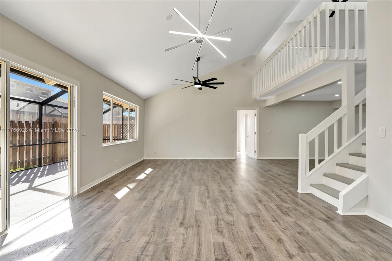 MAPLECREST - Residential