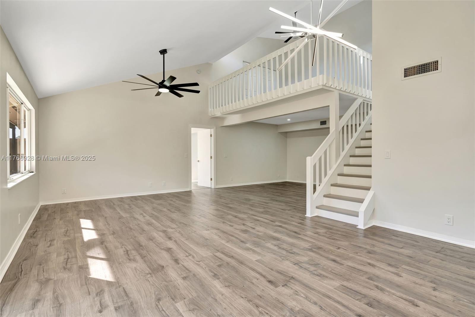 MAPLECREST - Residential