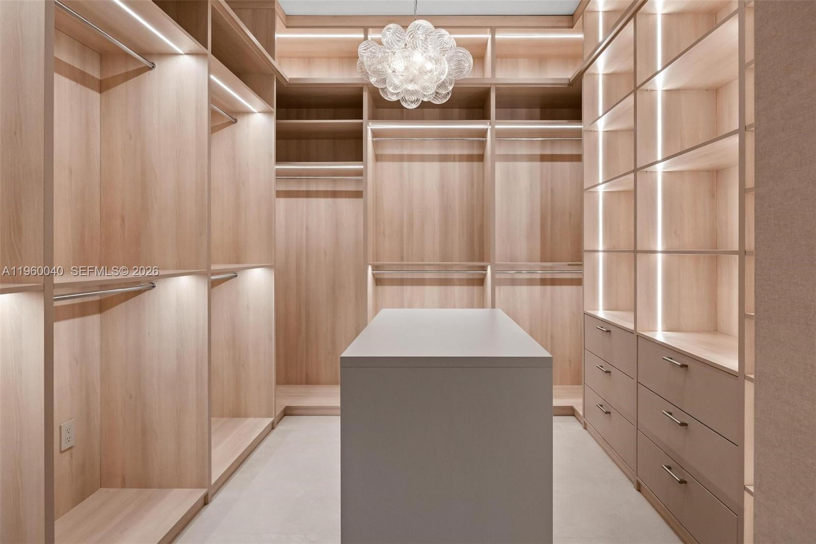 AQUA MARINE - Residential