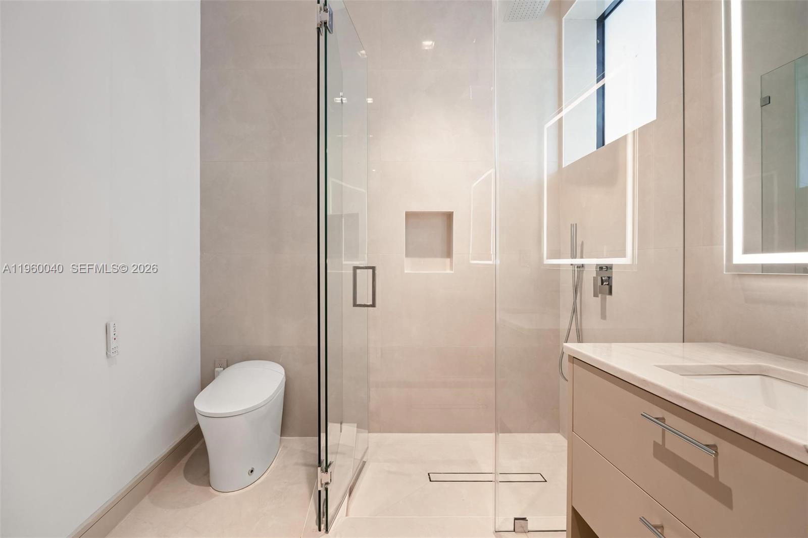 AQUA MARINE - Residential